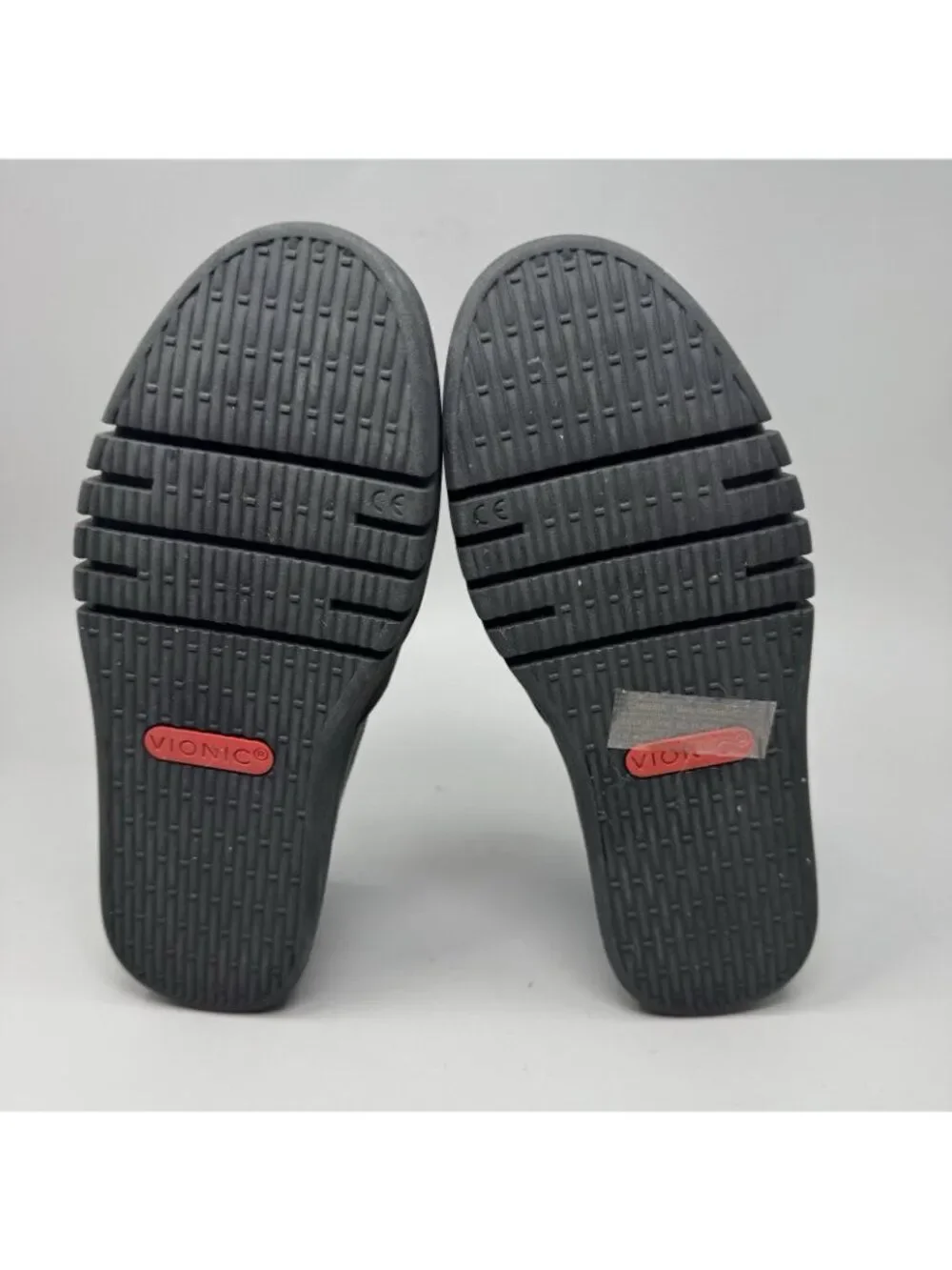 Vionic Women's Cambria Slip-On Casual Sneakers Black Size 6.5